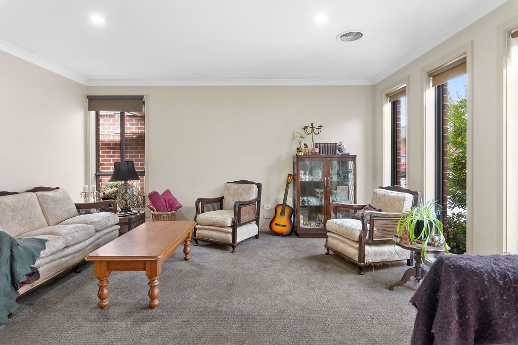 2/519 Peel Street North, Black Hill VIC 3350, Image 2