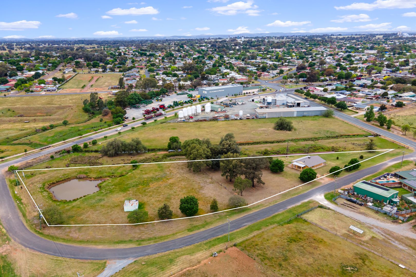 1 Giles Street, Temora NSW 2666 | Domain