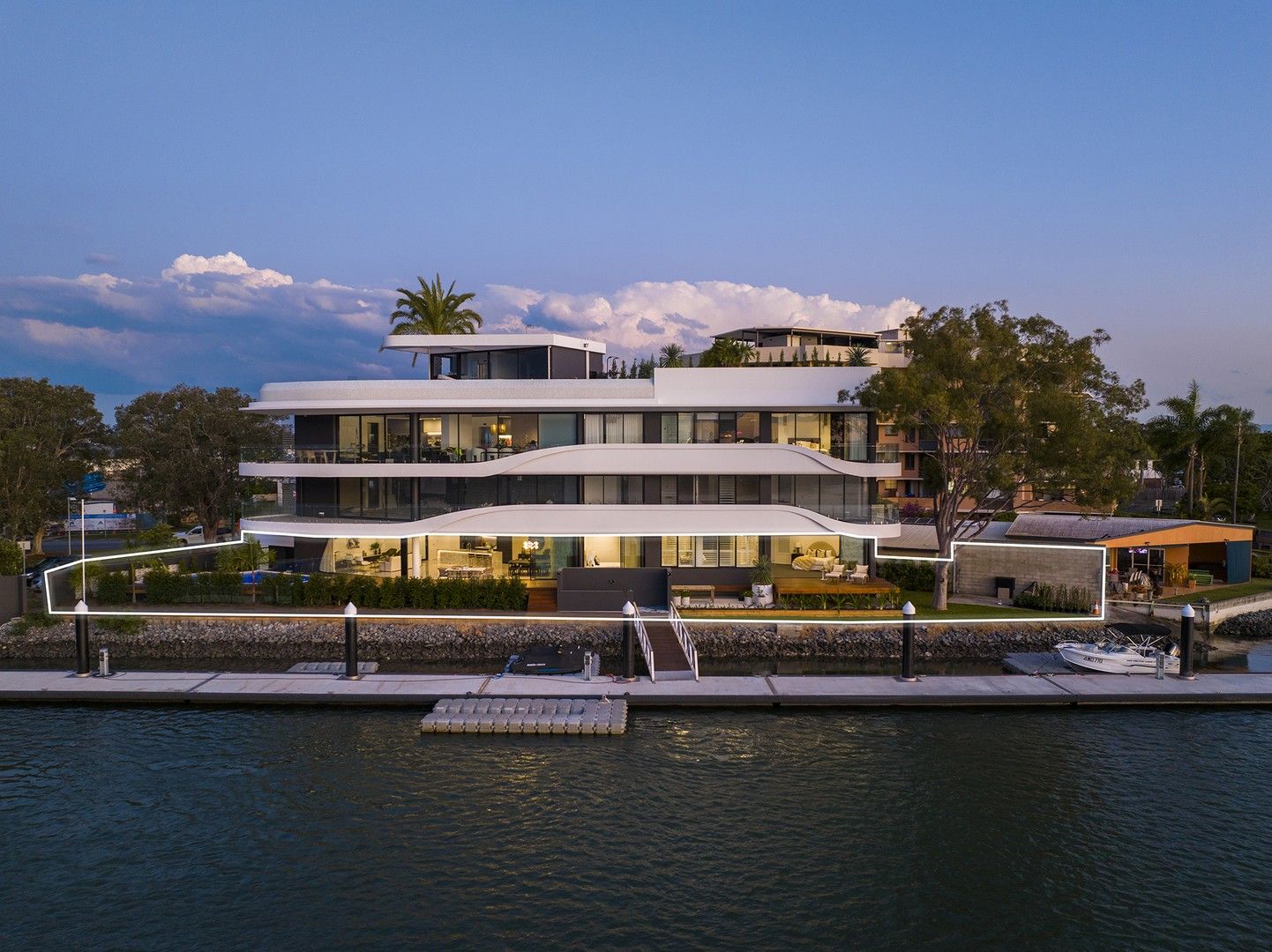 3 bedrooms Apartment / Unit / Flat in 1/2 Paradise Parade PARADISE POINT QLD, 4216