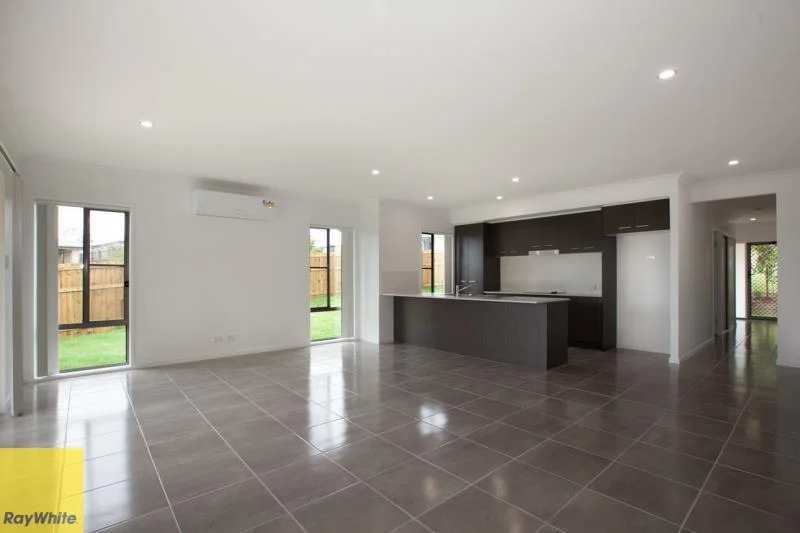 Additional image 2 of 8 Essington Mews, Leichhardt QLD 4305