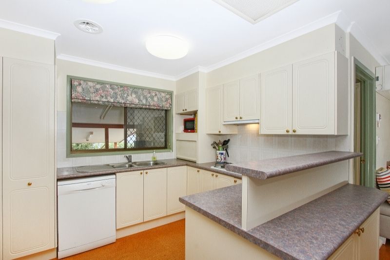 440 Bugden Ave, Fadden ACT 2904, Image 2