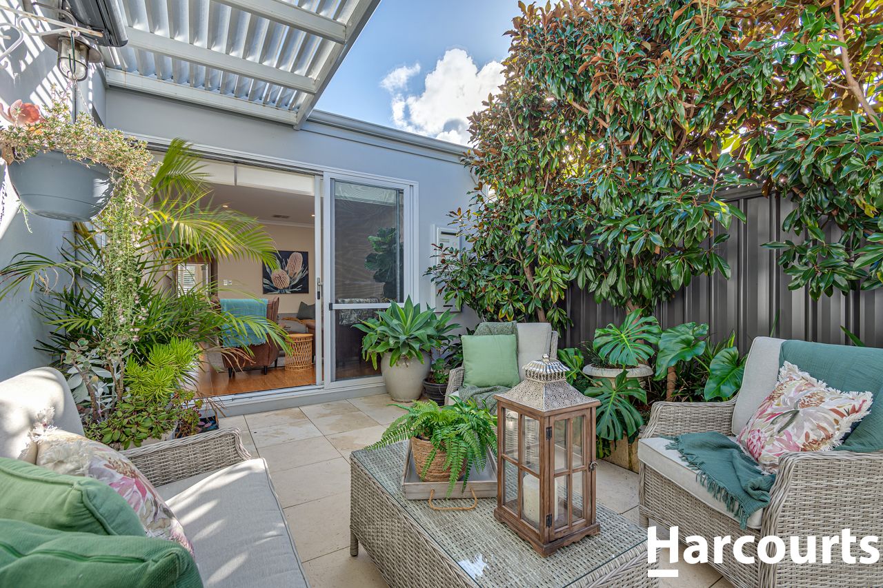 24 Mountain Street, Banksia Grove WA 6031, Image 0