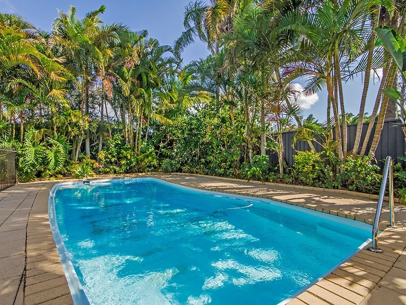 30 Waitomo Street, Broadbeach Waters QLD 4218
