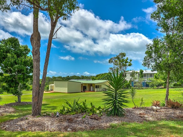 2 Dolphin Avenue, Booral QLD 4655