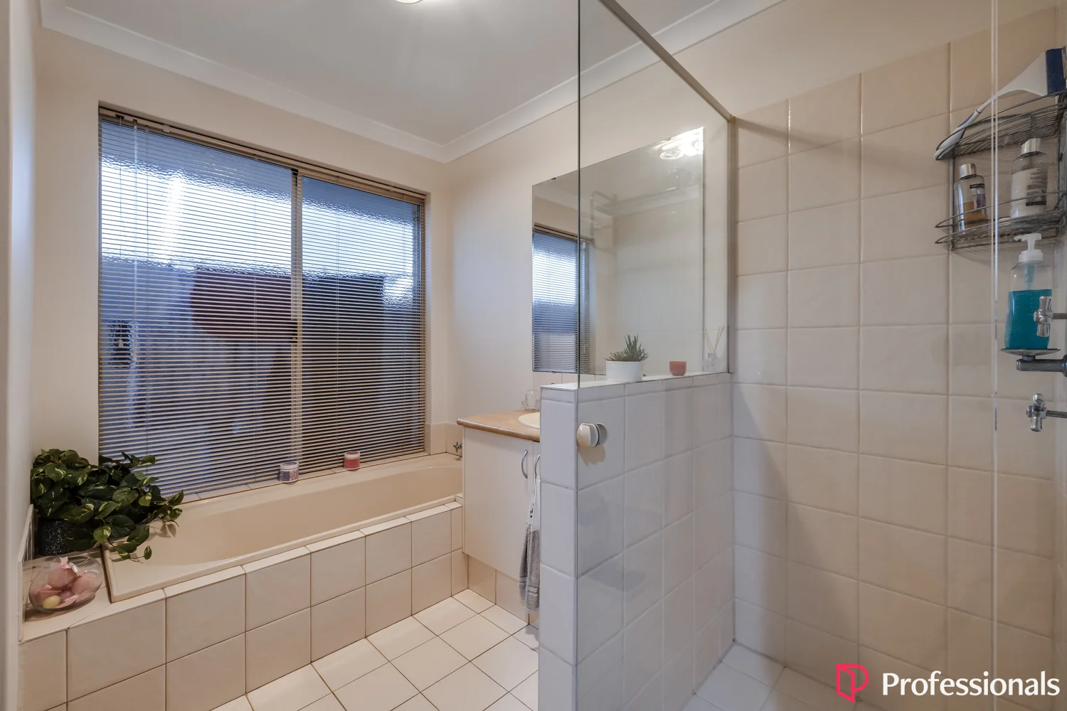 Additional image 18 of 25 Brockwell Parkway, Landsdale WA 6065