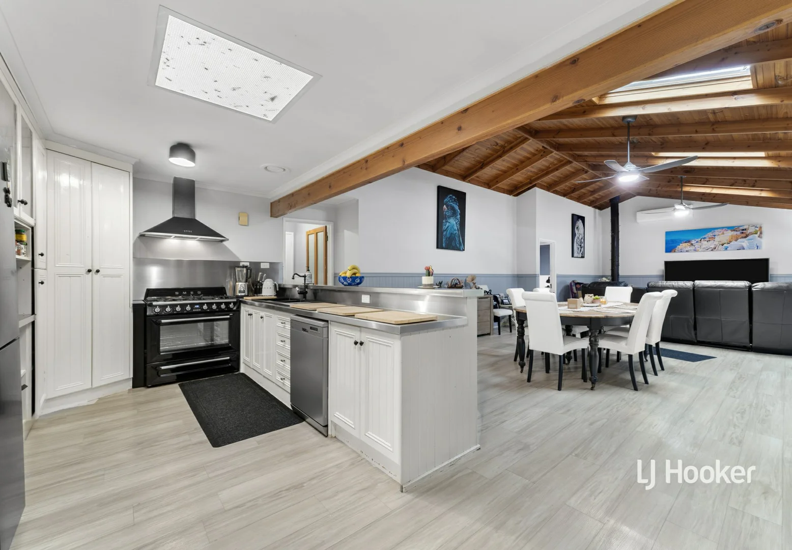 Additional image 3 of 26 Powlett Street, Broadford VIC 3658