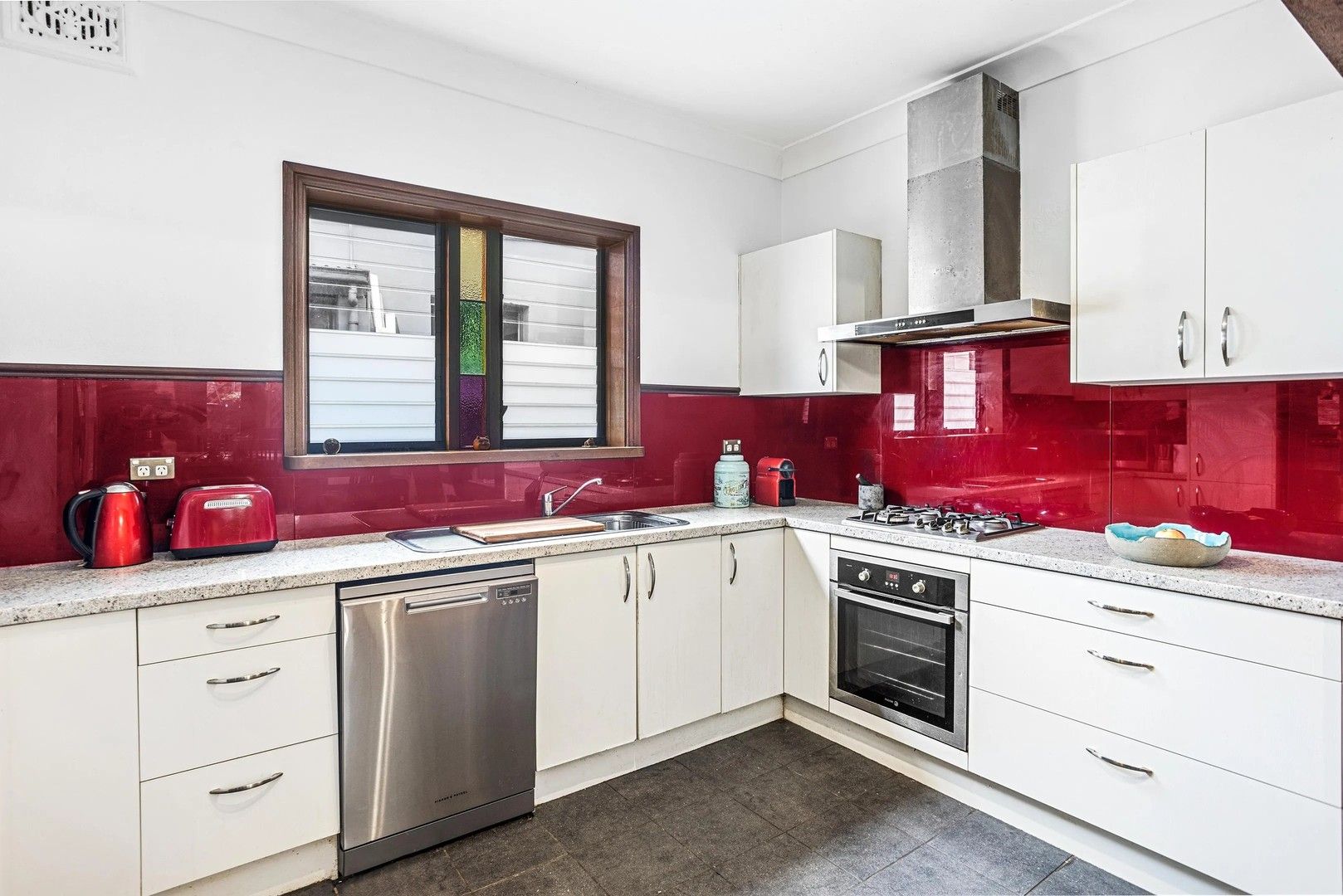 4 bedrooms House in 8 Beauchamp Street MARRICKVILLE NSW, 2204