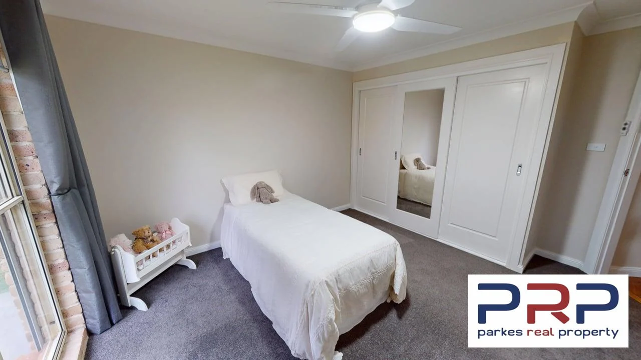 Additional image 16 of 8 Arana Place, Parkes NSW 2870