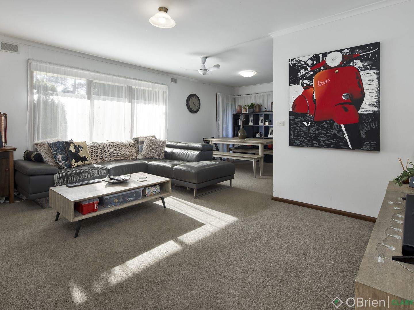 2/6 Churchill Street, Warragul VIC 3820, Image 2