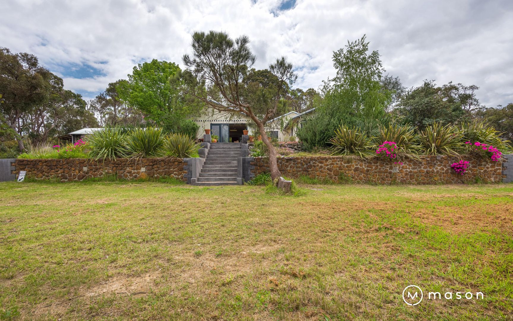 75 Harrogate Road, Gledhow WA 6330, Image 1