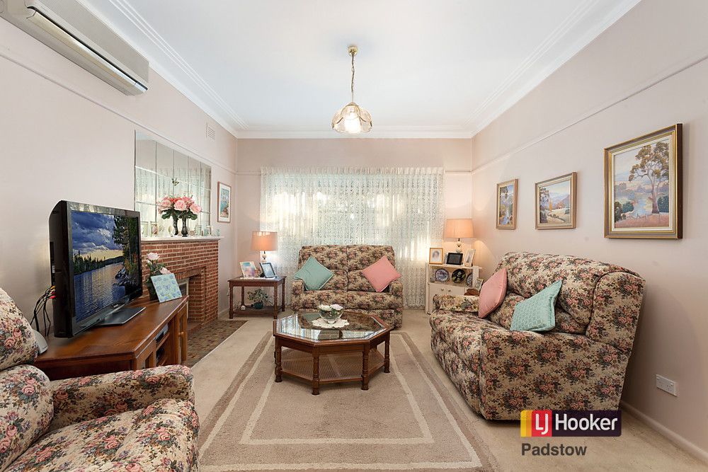 73 Milford Avenue, Panania NSW 2213, Image 2