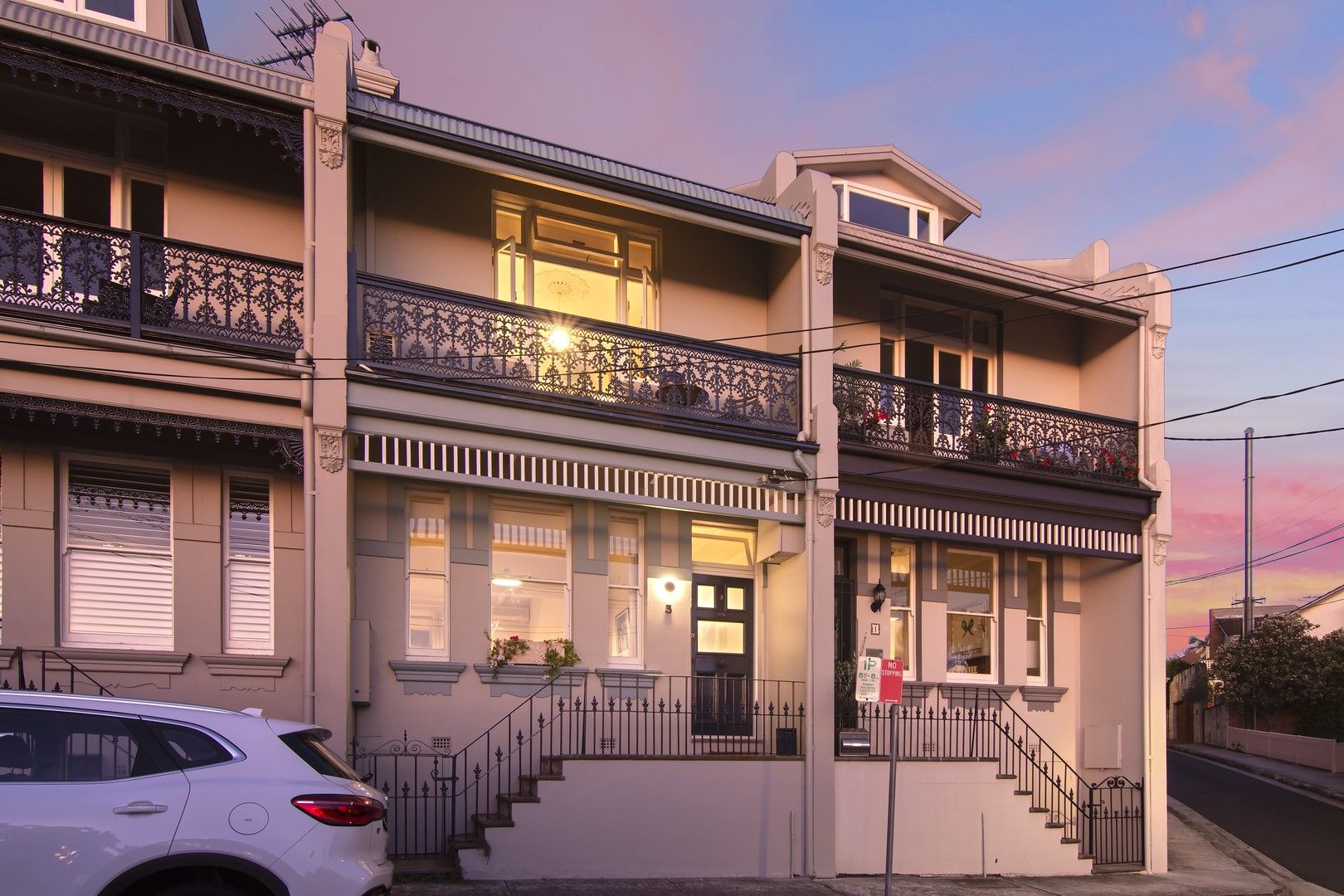 3 bedrooms House in 3 Queens Avenue MCMAHONS POINT NSW, 2060