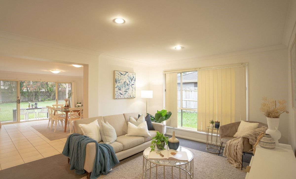 4 bedrooms House in 8 Kaizlee Crescent UPPER COOMERA QLD, 4209