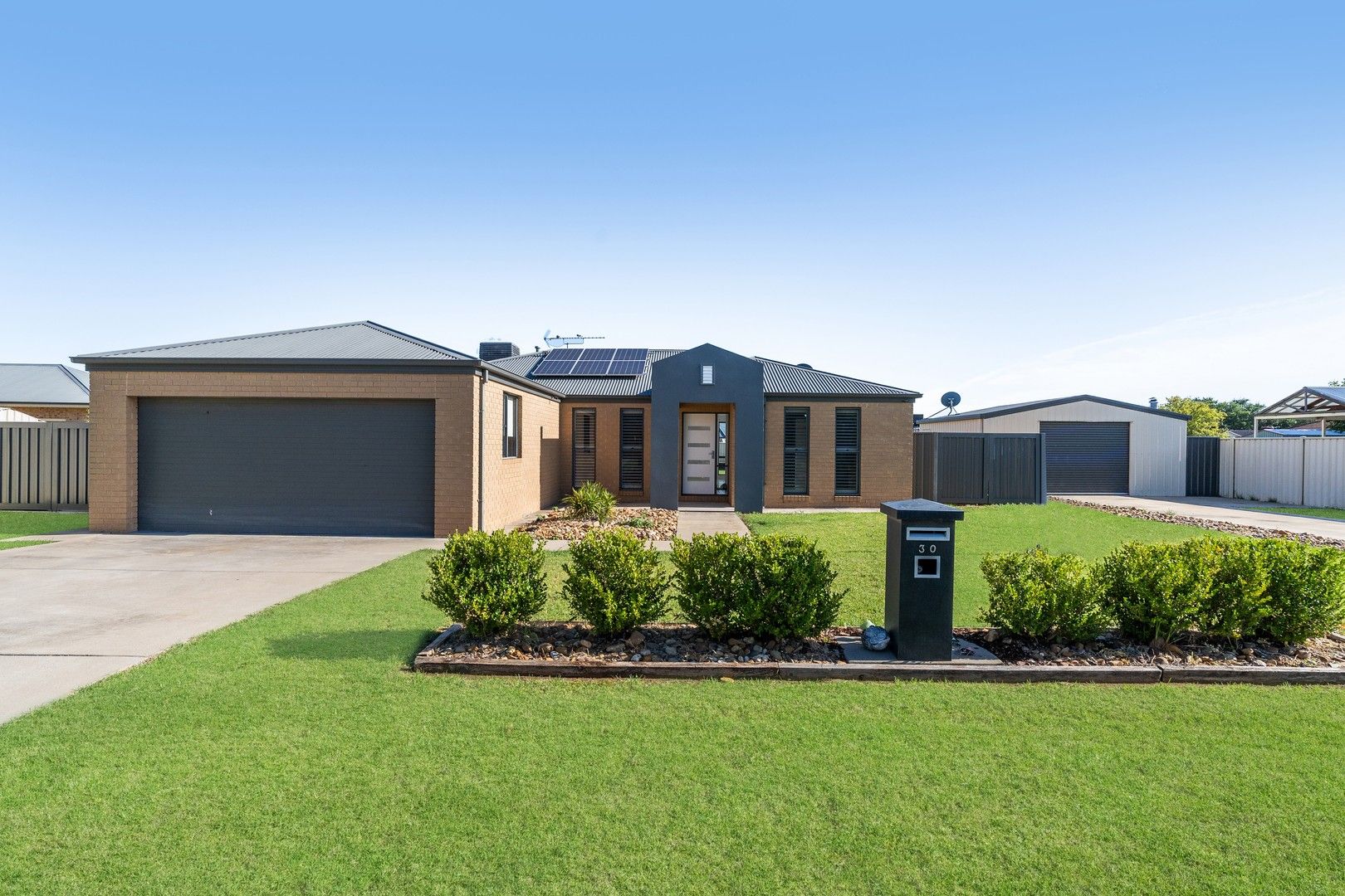 30 Carrington Drive, Leeton NSW 2705, Image 0