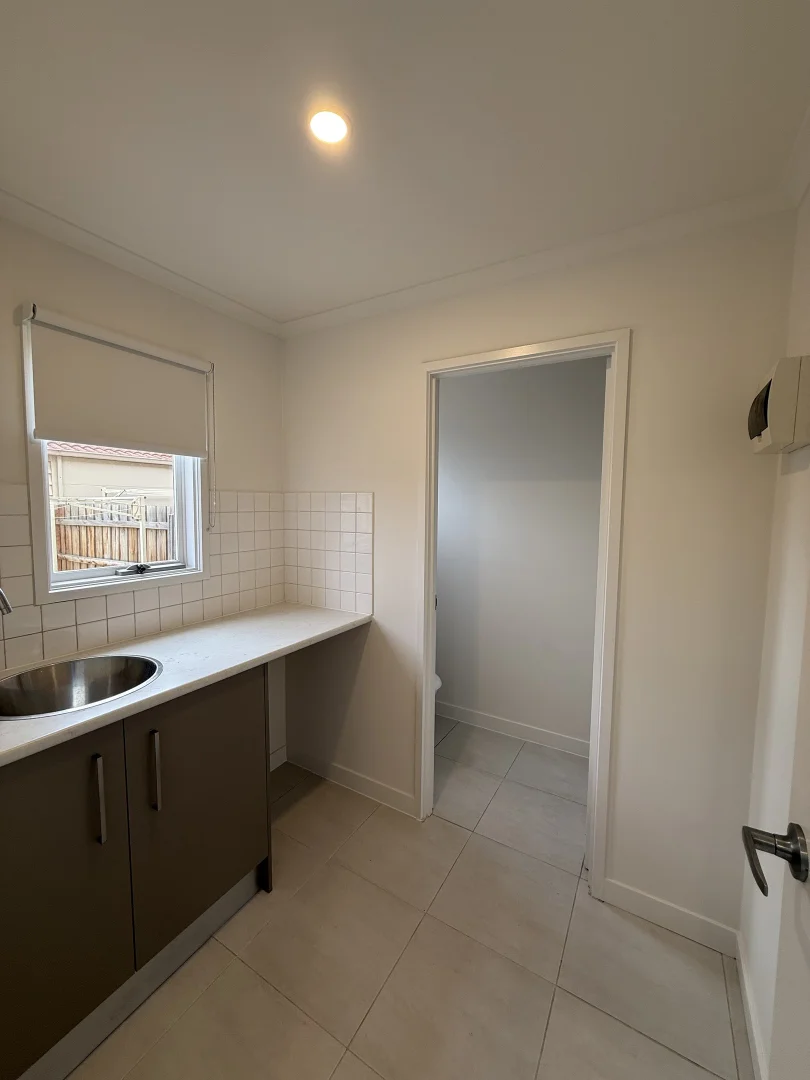 Additional image 4 of 6/28 Bordeaux Street, Avondale Heights VIC 3034