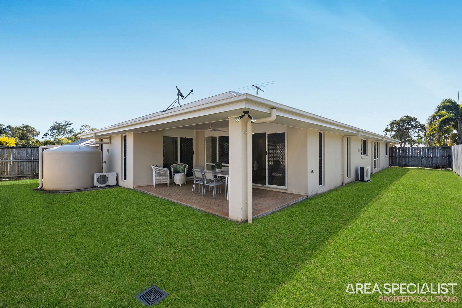 31 Strathburn Crescent, Ormeau QLD 4208, Image 2