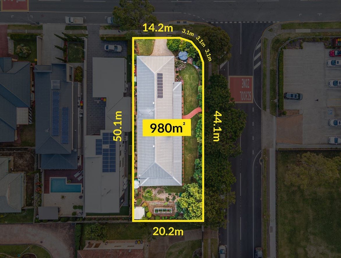 4 bedrooms House in 92 Symons Road SUNNYBANK HILLS QLD, 4109