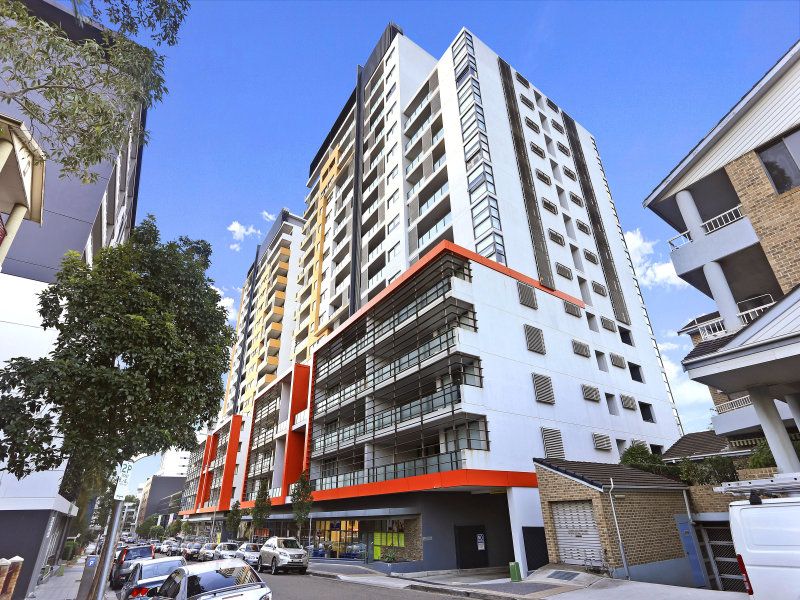 3 bedrooms Apartment / Unit / Flat in 707B/8 Cowper Street PARRAMATTA NSW, 2150