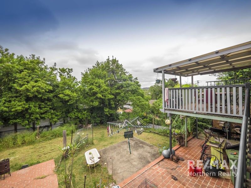 217 Patricks Road, Ferny Hills QLD 4055, Image 2