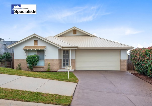 9 Young Circuit, Elderslie NSW 2570