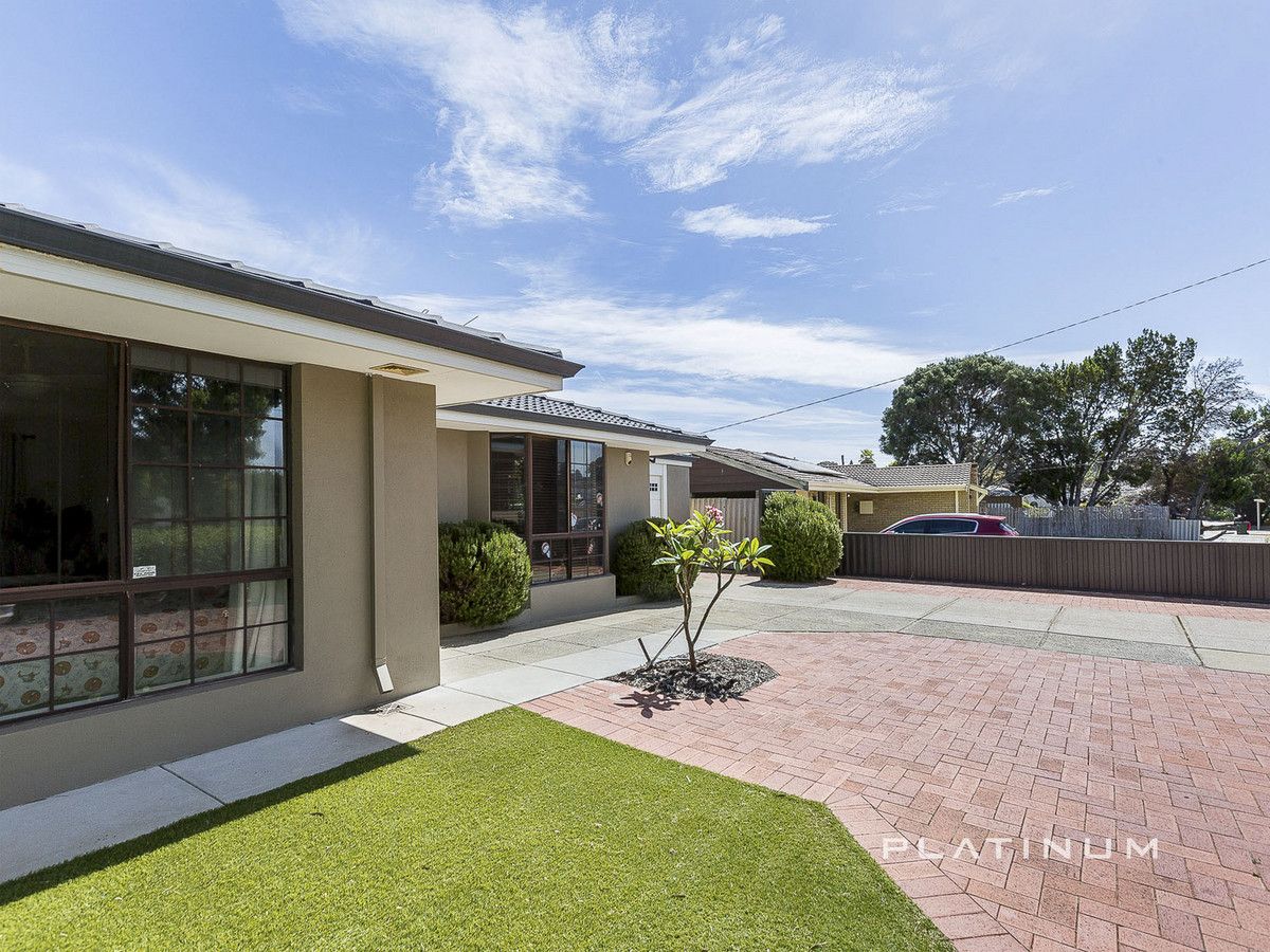 6 Addingham Court, Craigie WA 6025, Image 1