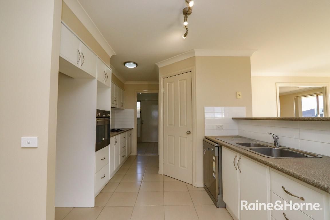 50 Darwin Drive, Bathurst NSW 2795, Image 1