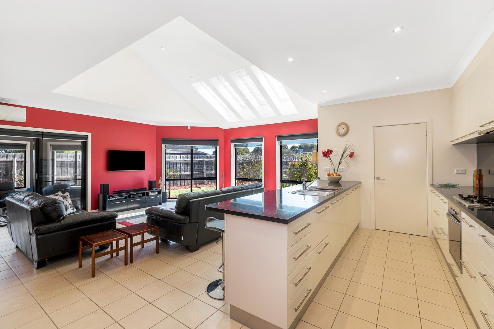 1/35 Dudley Parade, St Leonards VIC 3223, Image 1