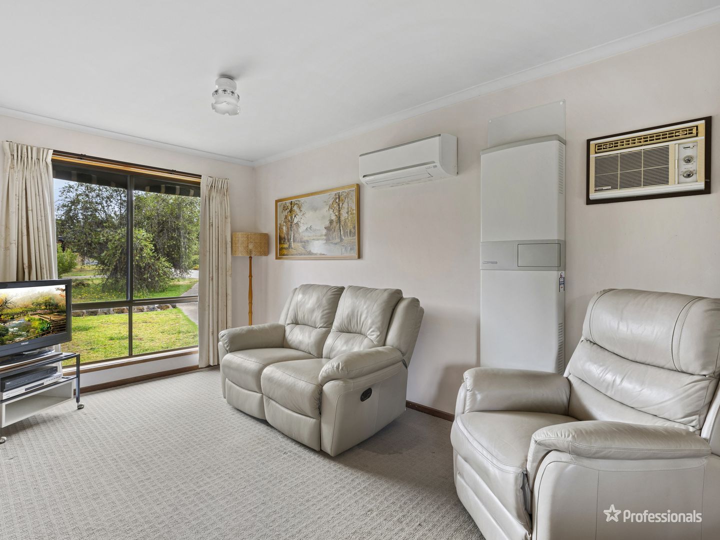 3/8 Pekin Road, Maryborough VIC 3465, Image 2