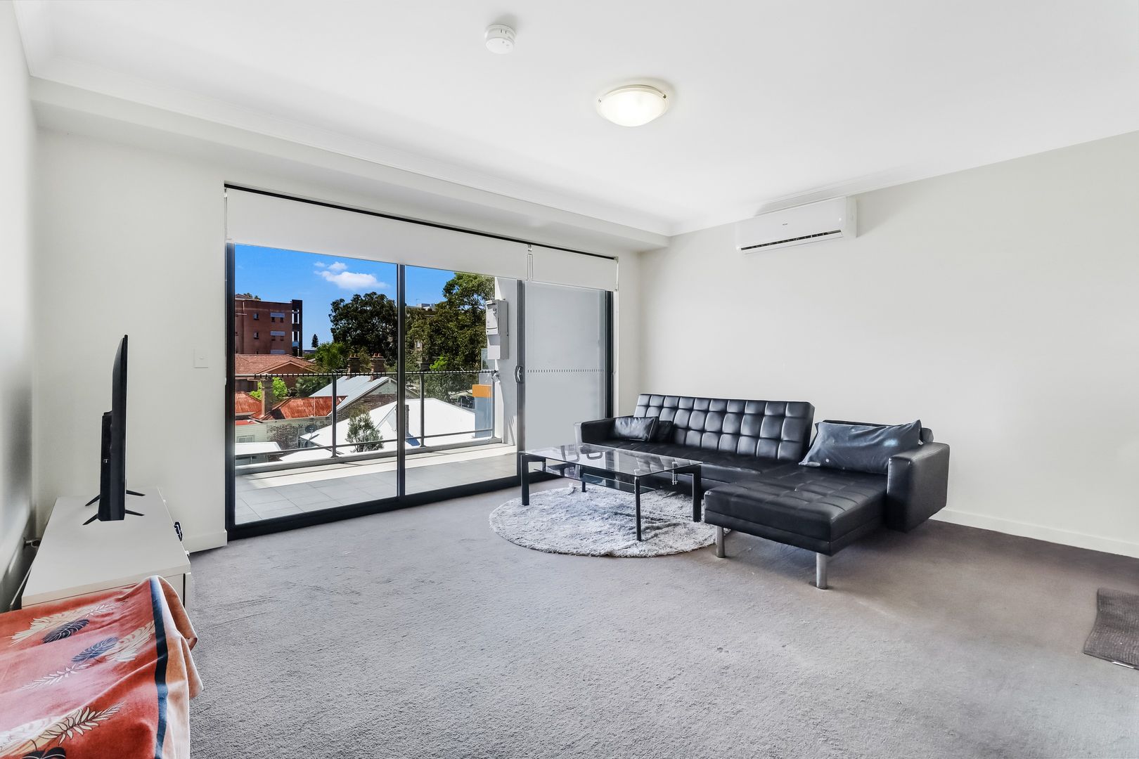 306/43 Devitt Street, Blacktown NSW 2148, Image 2