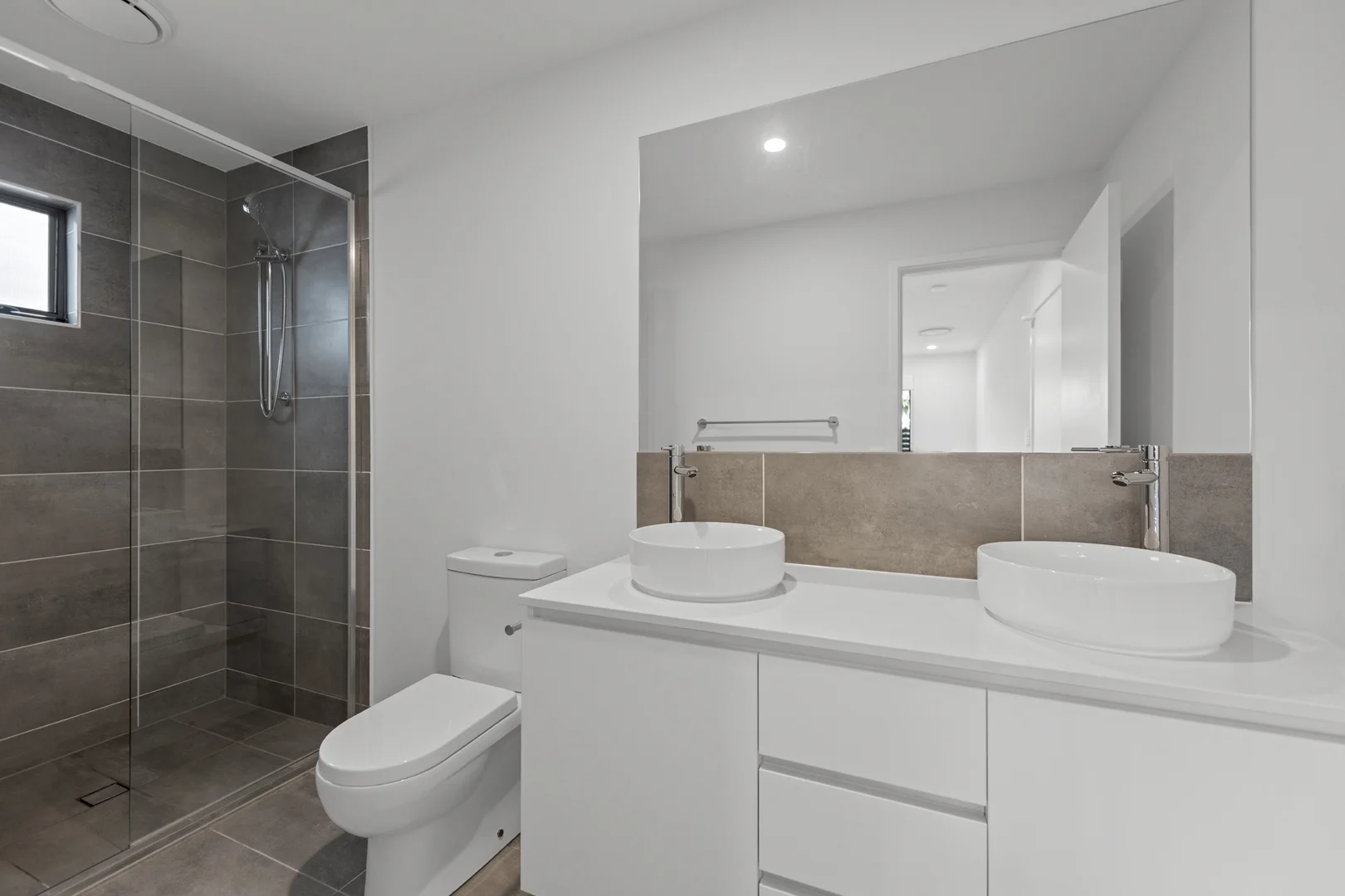 Additional image 10 of 9/10 Botanica Place, McDowall QLD 4053