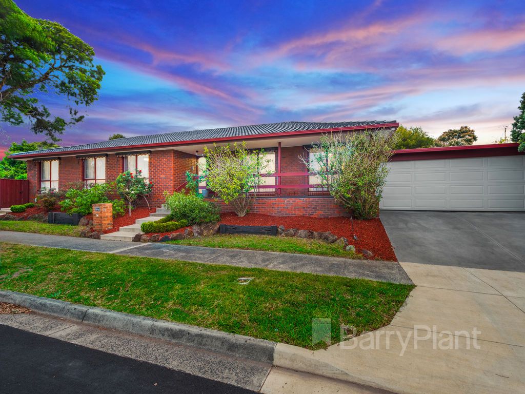 22 Loxton Avenue, Wantirna South VIC 3152, Image 0