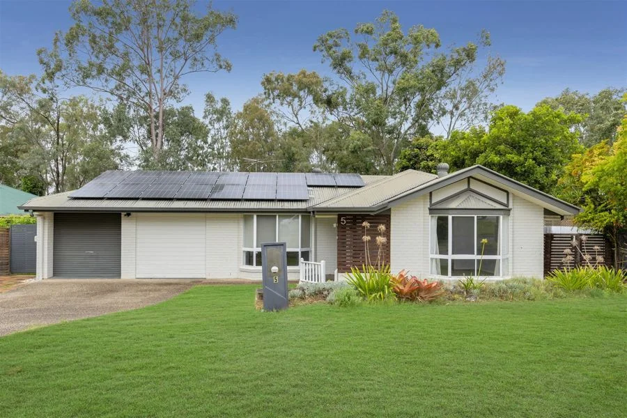 5 Baccata Place, Forest Lake QLD 4078