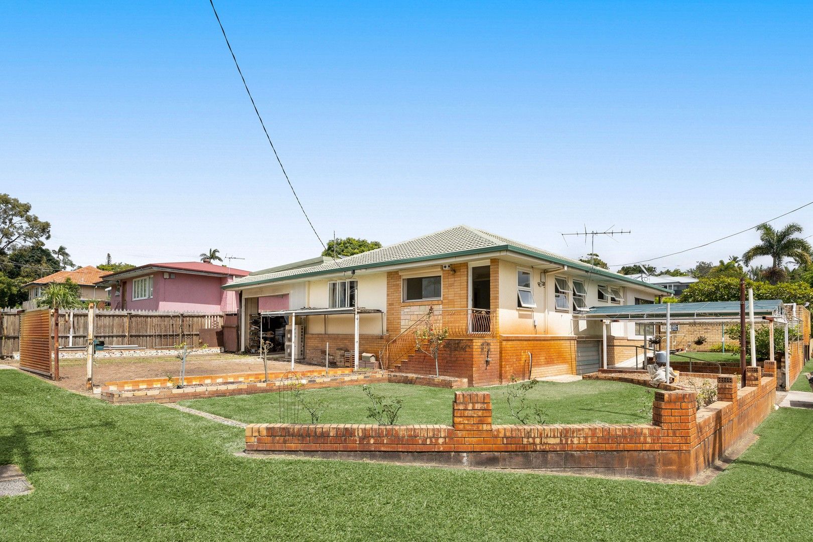 3 bedrooms House in 63 Wemvern Street UPPER MOUNT GRAVATT QLD, 4122