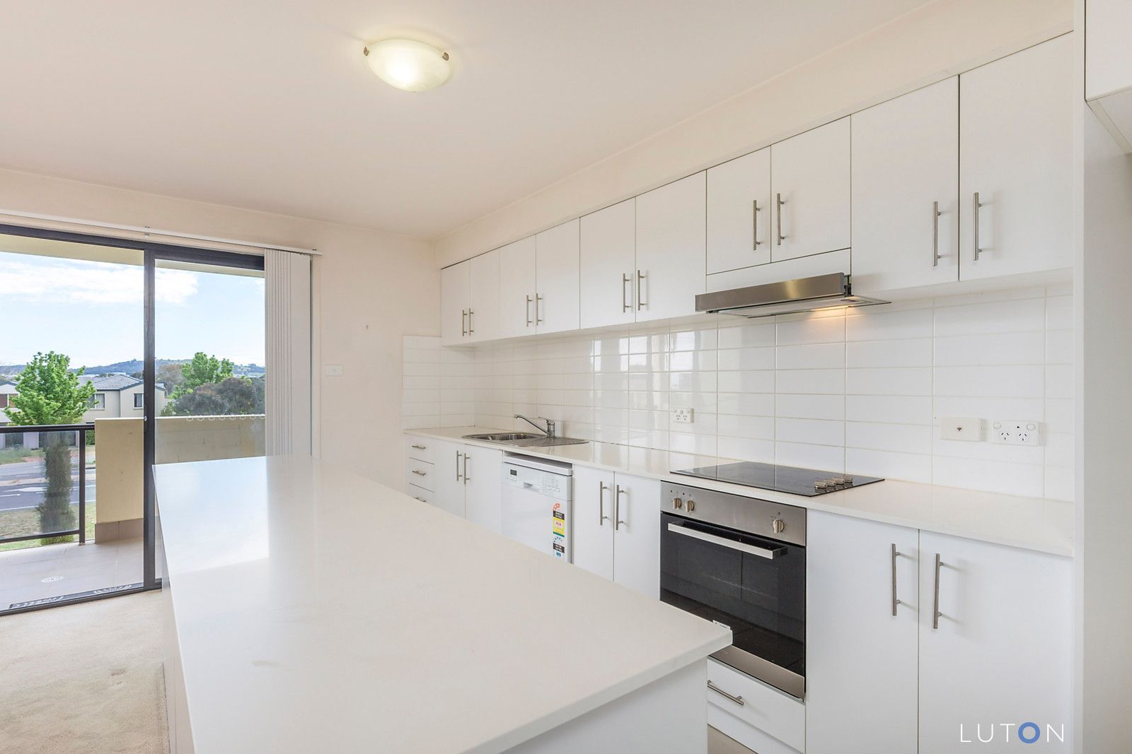 10/1 Gungahlin Place, Gungahlin ACT 2912, Image 2