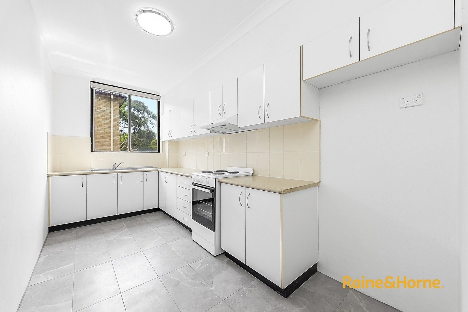 2 bedrooms Apartment / Unit / Flat in 9/78 Albert Road STRATHFIELD NSW, 2135