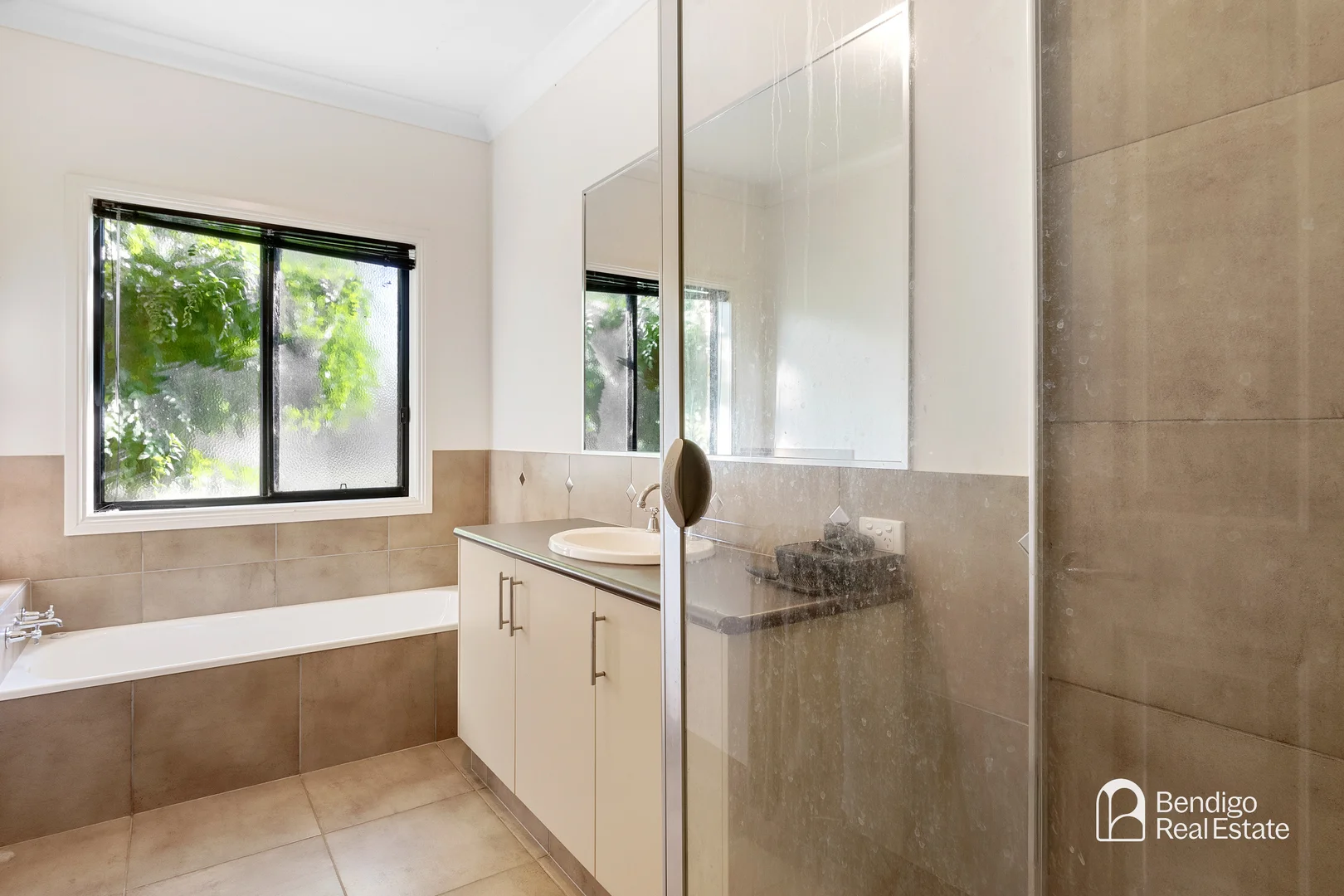 Additional image 5 of 21 Mcivor Park Court, Junortoun VIC 3551