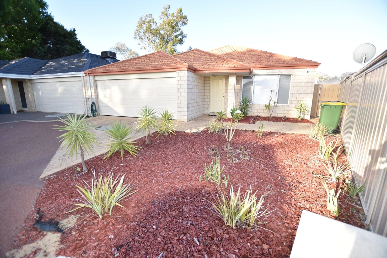 3 bedrooms House in 97C The Promenade WATTLE GROVE WA, 6107