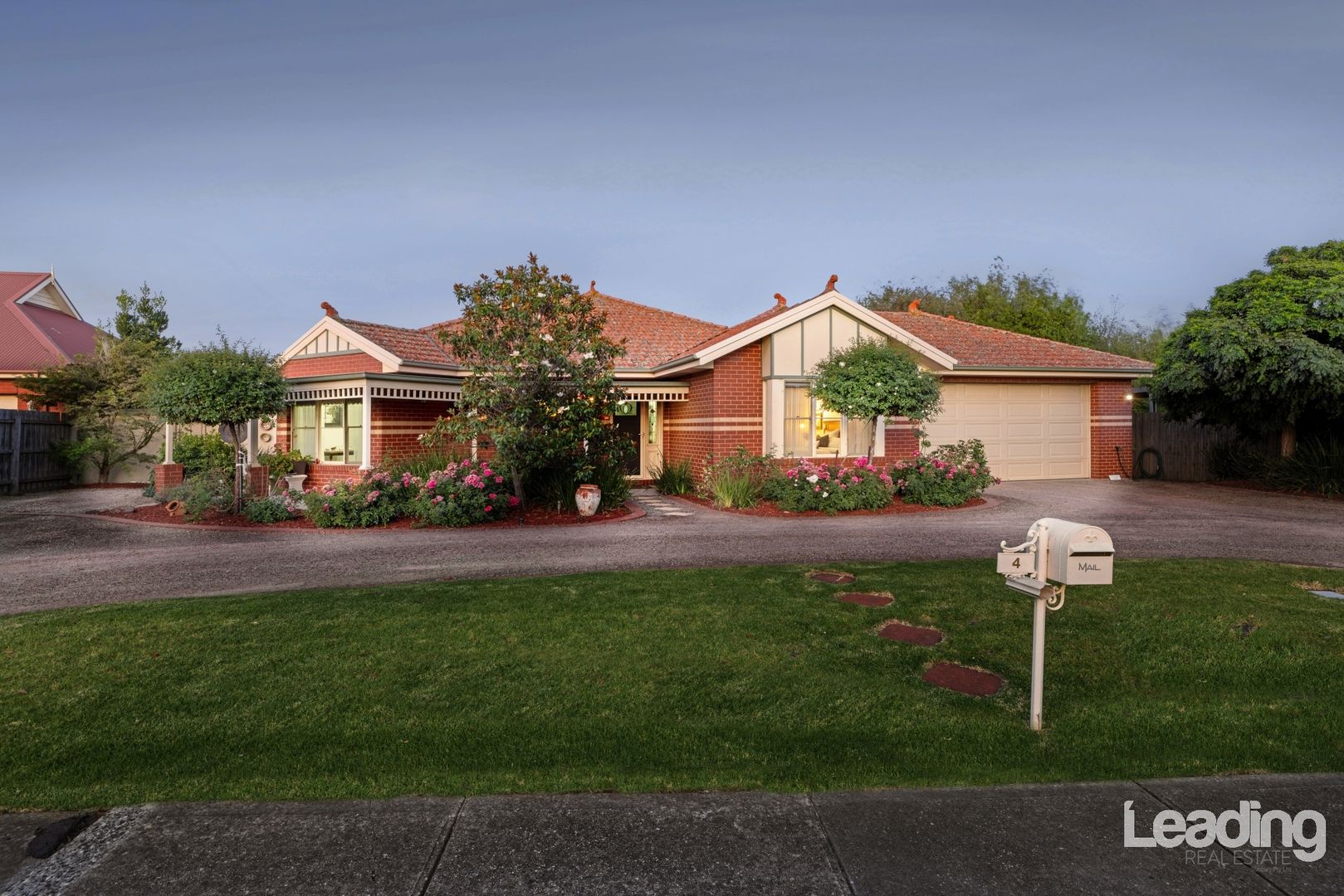 4 Pinto Way, Sunbury VIC 3429, Image 1