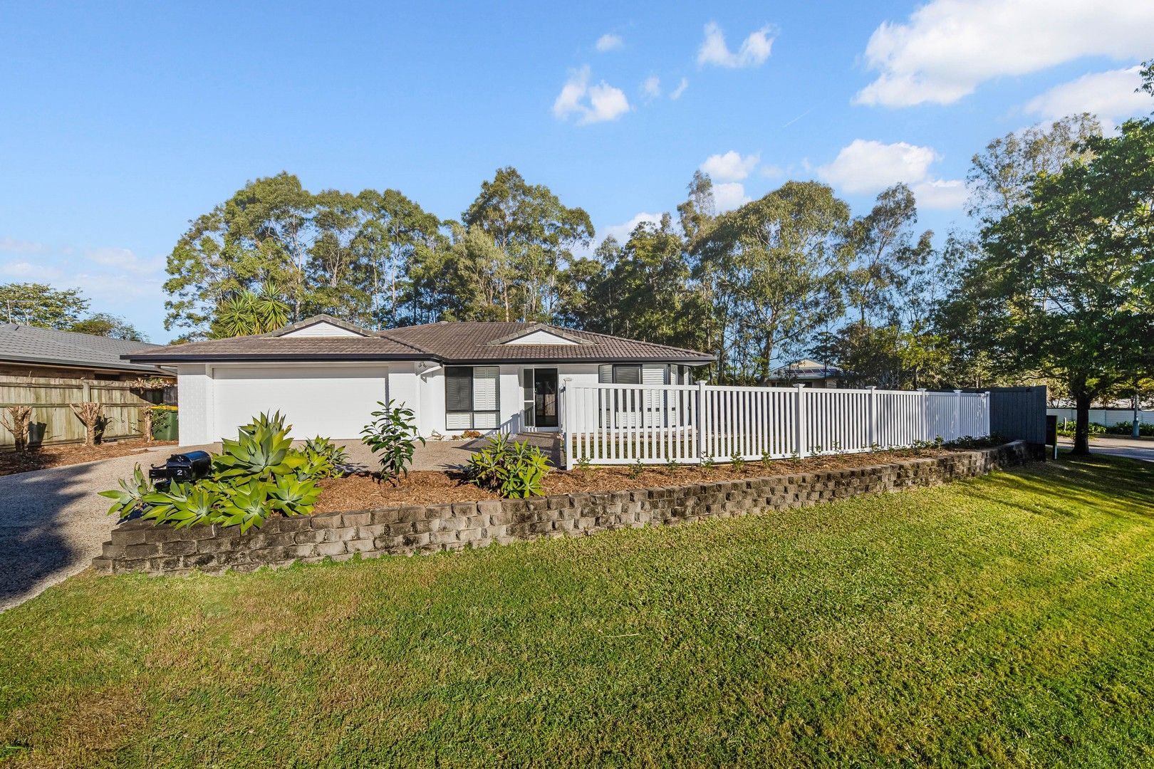 4 bedrooms House in 2 Dawes Drive BUDERIM QLD, 4556
