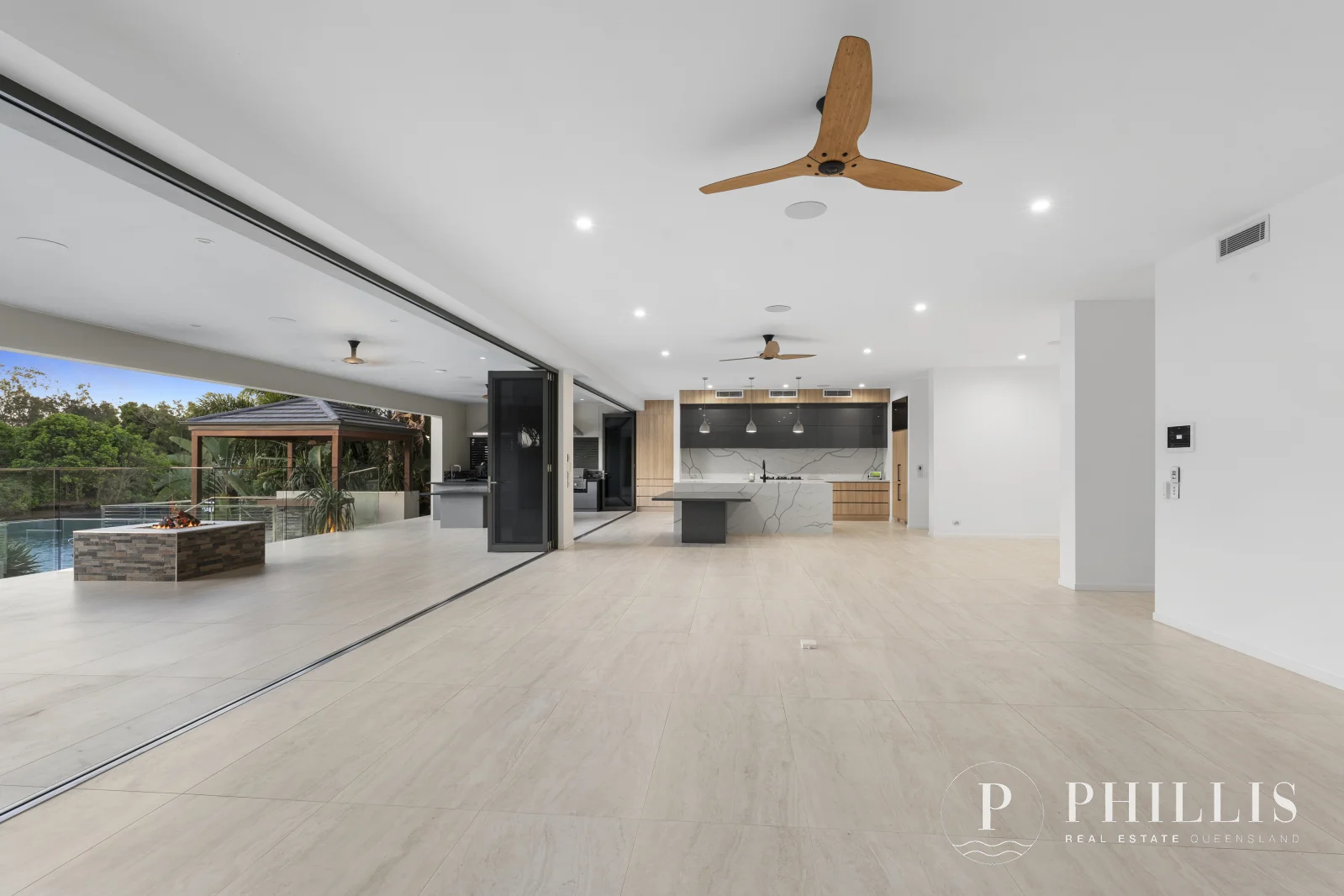 Additional image 18 of 2515 Cressbrook Drive, Hope Island QLD 4212