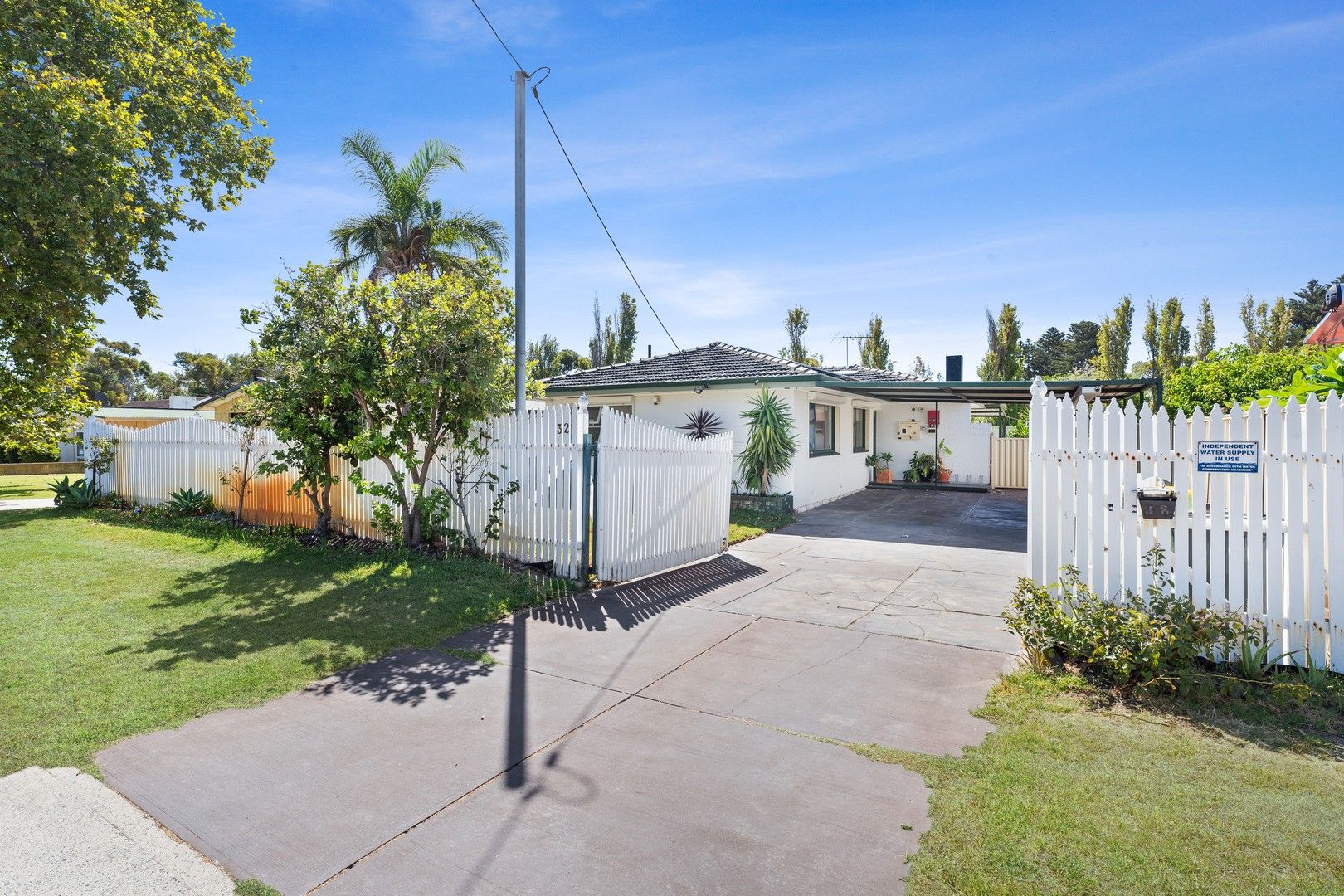 32 Cygnus Street, Rockingham WA 6168, Image 1