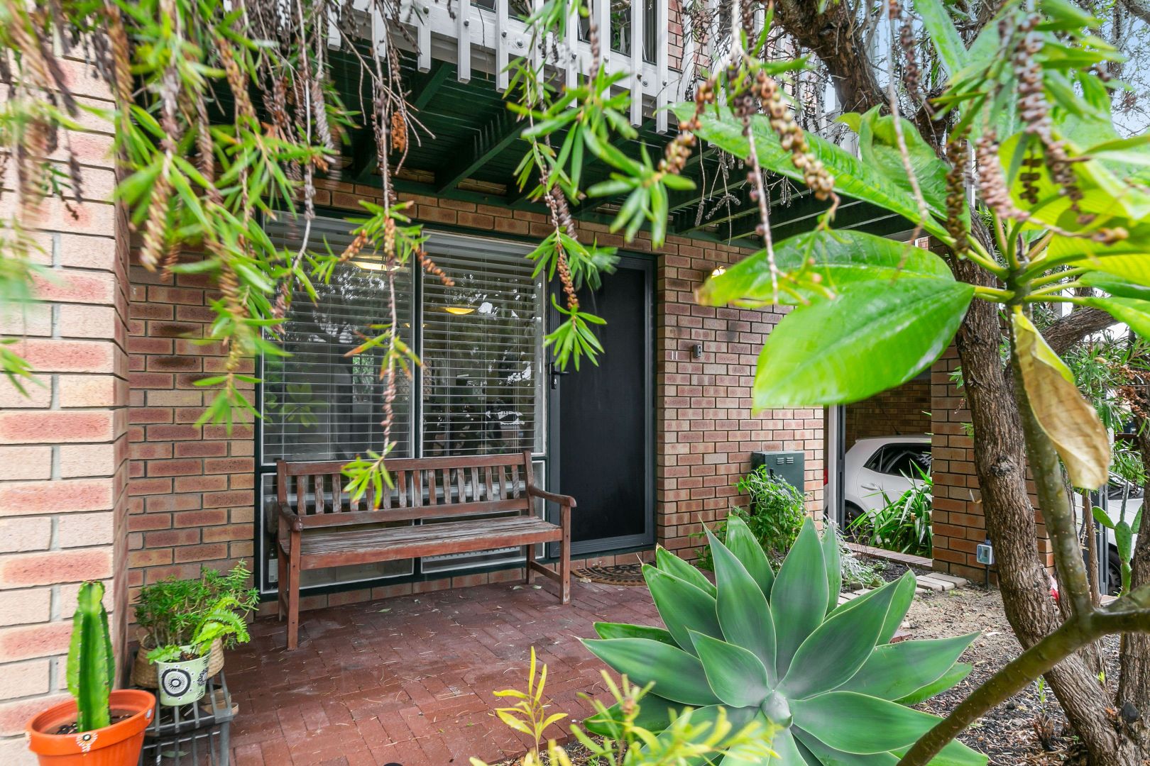 11/10 Stirling Street, Fremantl Property History & Address Research