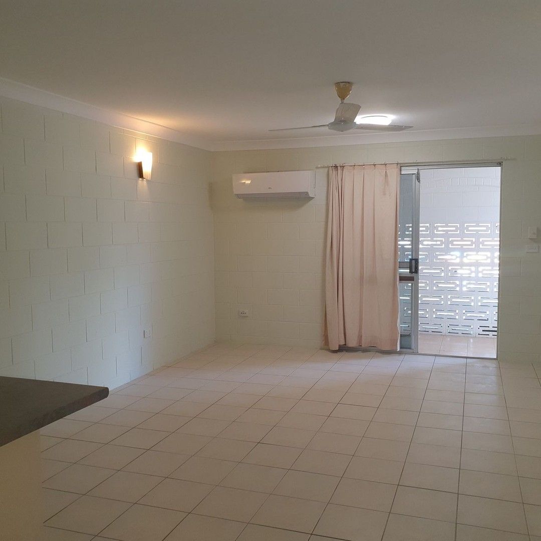 1/4 Barrallier St, Cranbrook QLD 4814 Duplex For Rent 310 Domain