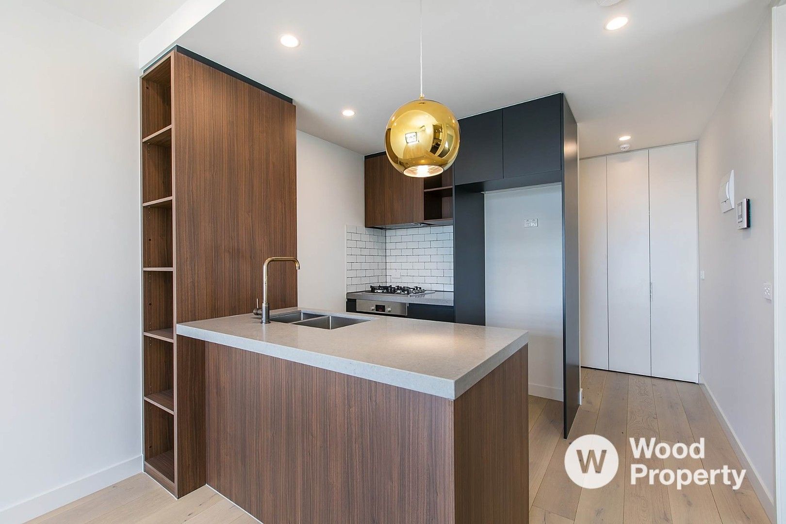 2 bedrooms Apartment / Unit / Flat in 501/242 High St WINDSOR VIC, 3181