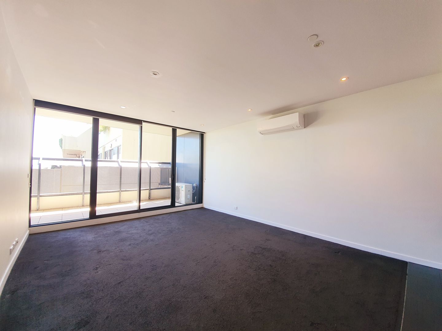 304 181 St Kilda Road St Kilda Vic 3182 Apartment For Rent 440 Domain