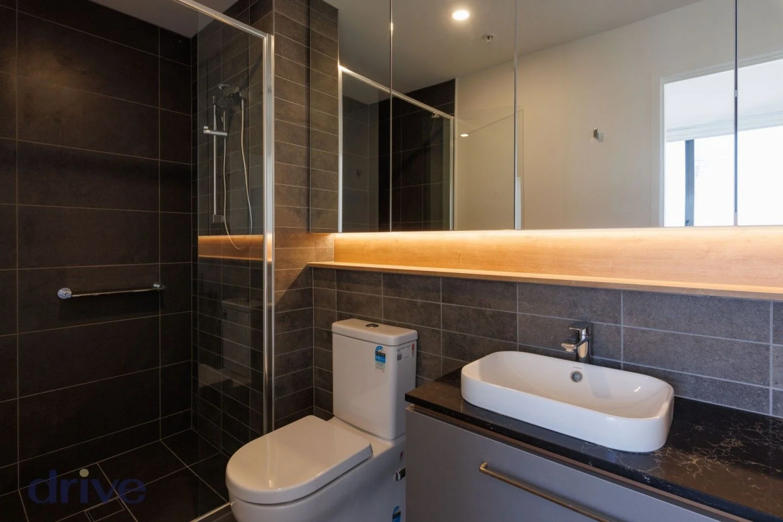 Additional image 5 of ID:21171679/14 Trafalgar Street, Woolloongabba QLD 4102