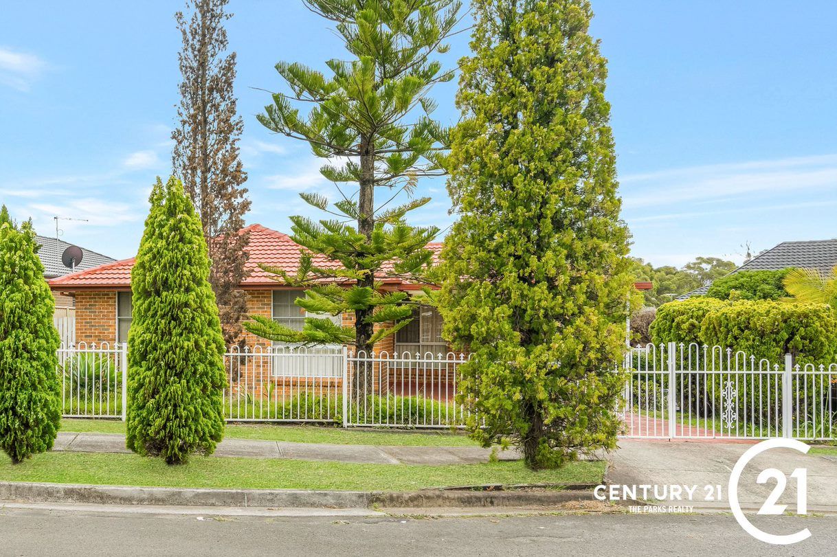 2 Todd Place, Bossley Park NSW 2176, Image 0