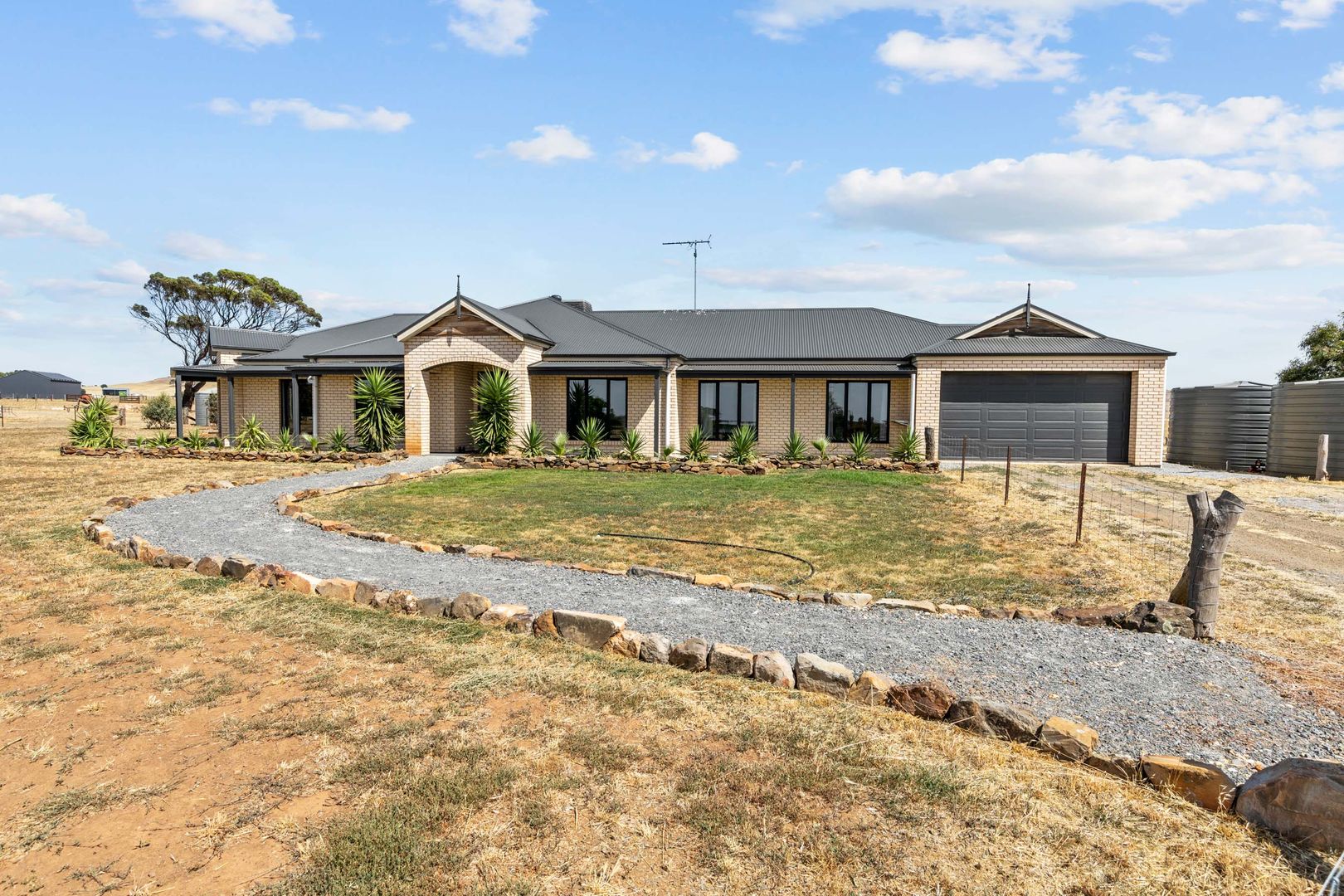 697 EUDUNDA ROAD, Dutton SA 5356, Image 2