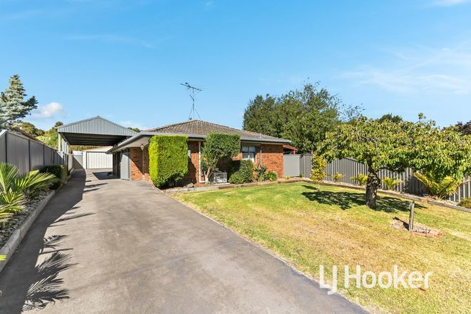 Picture of 2 Beaumont Court, PAKENHAM VIC 3810