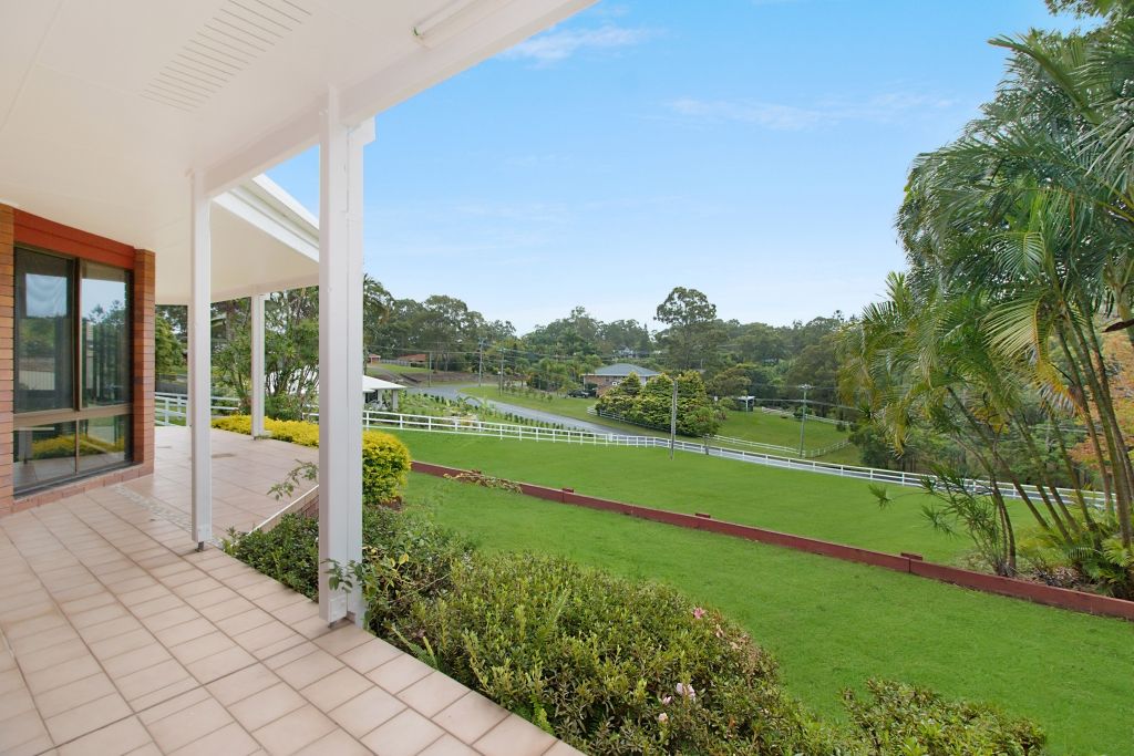 30 Cornwall Drive, Elanora QLD 4221, Image 1